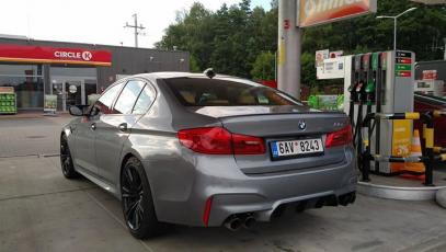 #BMW #BMWM5 #tankowanie #CircleK