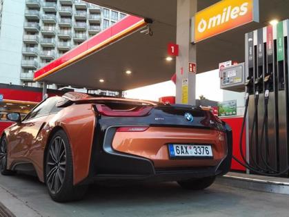 #BMW #i8 #spalanie #tankowanie #circlek