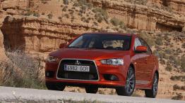 Mitsubishi Lancer Ralliart - widok z przodu