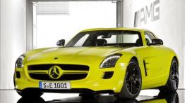 Mercedes SLS AMG E-Cell - widok z przodu