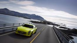 Mercedes SLS AMG E-Cell - widok z przodu