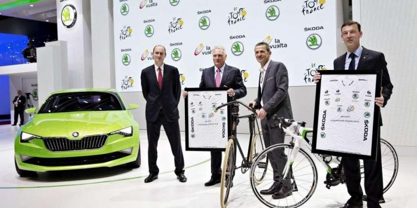 SKODA wzmacnia zaangażowanie w kolarstwie: nowy oficjalny partner zielonej koszulki w Tour de France i La Vuelta