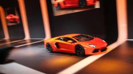 Lamborghini Aventador - Lekkość brutalnej siły