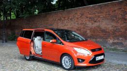 Dla rodziny, dla przyjaciół, dla bagażu - Ford Grand C-Max 1.6 EcoBoost Titanium