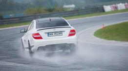 AMG Driving Academy - przyjemne z pożytecznym