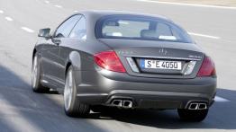 Mercedes CL 63AMG - widok z tyłu