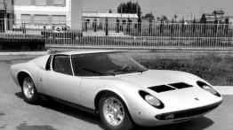 Lamborghini Miura - widok z przodu