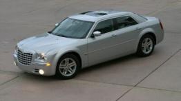 Chrysler 300C Sedan - widok z przodu