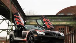 Mercedes SLR McLaren 722 Edo Competition - przód - reflektory wyłączone