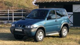 Nissan Terrano - widok z przodu