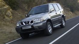 Nissan Terrano - widok z przodu