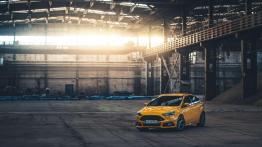 Ford Focus ST FL - galeria redakcyjna - widok z przodu