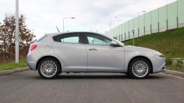 Alfa Romeo Giulietta 1.4 TB 170KM - galeria redakcyjna - prawy bok