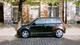 Suzuki Swift 1.3 GS - lewy bok