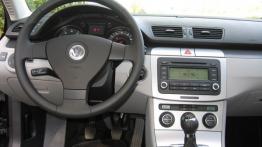 Volkswagen Passat B6 Variant 2.0 TSI 200KM - galeria redakcyjna - kokpit