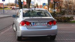 Honda Civic VII Sedan 1.3 IMA 83KM - galeria redakcyjna - widok z tyłu