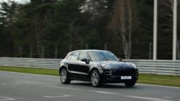 Porsche Macan - galeria redakcyjna - prawy bok