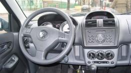 Suzuki Ignis 1.3 16V 2 WD - kokpit