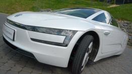 Volkswagen XL1 0.8 TDI Hybrid 69KM - galeria redakcyjna - widok z przodu