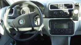 Skoda Fabia 1.2 HTP 60 KM - galeria redakcyjna - kokpit