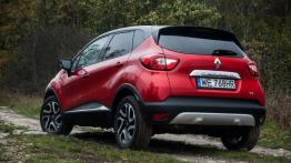 Renault Captur HH TCe EDC 120KM - galeria redakcyjna - widok z tyłu