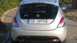 Lancia Ypsilon IV Hatchback 5d 1.3 Multijet 16v 95KM - galeria redakcyjna - widok z tyłu