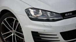 Volkswagen Golf VII GTD 5d 2.0 TDI-CR 184KM - galeria redakcyjna - przód - inne ujęcie