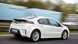 Opel Ampera - wersja przedprodukcyjna - prawy bok