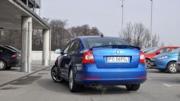 Skoda Octavia RS - na parkingu - galeria redakcyjna - widok z tyłu
