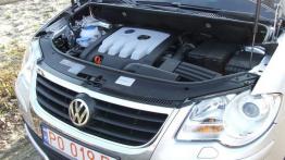 Volkswagen Touran (2007) 2.0 TDI 140 KM - galeria redakcyjna - silnik