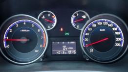 Suzuki SX4 Hatchback Facelifting 1.6 VVT 120KM - galeria redakcyjna - obrotomierz