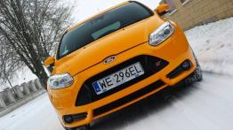 Ford Focus III Hatchback 5d 2.0 EcoBoost 250KM - galeria redakcyjna - widok z przodu