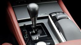 Lexus GS IV Sedan 450h 290KM - galeria redakcyjna - skrzynia biegów