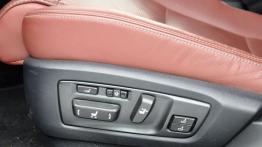 Lexus GS IV Sedan 450h 290KM - galeria redakcyjna - sterowanie regulacją foteli