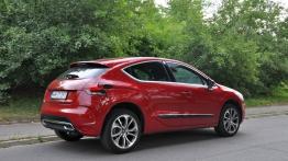 Citroen DS4 Hatchback 5d 1.6 THP 156KM - galeria redakcyjna - prawy bok