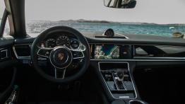 Porsche Panamera 4 E-Hybrid Sport Turismo (2017) - galeria redakcyjna