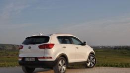 Kia Sportage III Facelifting - galeria redakcyjna - widok z tyłu