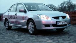 Mitsubishi Lancer 1.6 Comfort Plus - widok z przodu