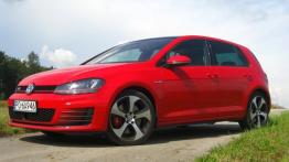 Volkswagen Golf VII GTI 5d 2.0 TSI - galeria redakcyjna - lewy bok