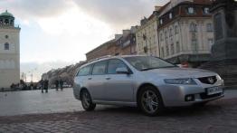 Honda Accord Tourer 2.0 Comfort - prawy bok