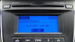 Hyundai i30 II Wagon 1.6 GDI 135KM - galeria redakcyjna - radio/cd/panel lcd