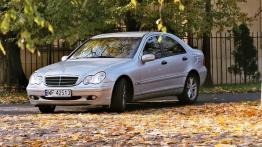 Mercedes Klasa C 200 Kompressor - galeria redakcyjna - widok z przodu