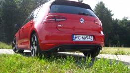 Volkswagen Golf VII GTI 5d 2.0 TSI - galeria redakcyjna - widok z tyłu