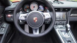 Porsche 911 991 Carrera 4S Cabrio 3.8 400KM - galeria redakcyjna - kokpit