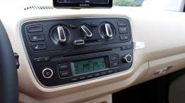 Skoda Citigo Hatchback 5d 1.0 75KM - galeria redakcyjna - konsola środkowa