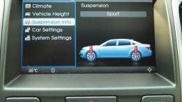 Hyundai Equus II Sedan  KM - galeria redakcyjna - radio/cd/panel lcd