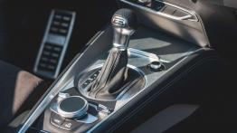 Audi TT Roadster - galeria redakcyjna - dźwignia zmiany biegów