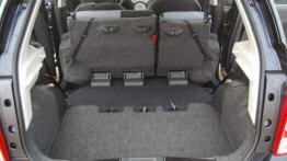 Nissan Micra IV Hatchback 5d  KM - galeria redakcyjna - tylna kanapa złożona, widok z bagażnika