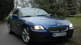 BMW Z4 E89 - przód - reflektory włączone