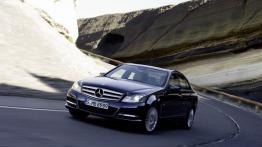 Mercedes C 250 CDI W204 sedan Facelifting - widok z przodu